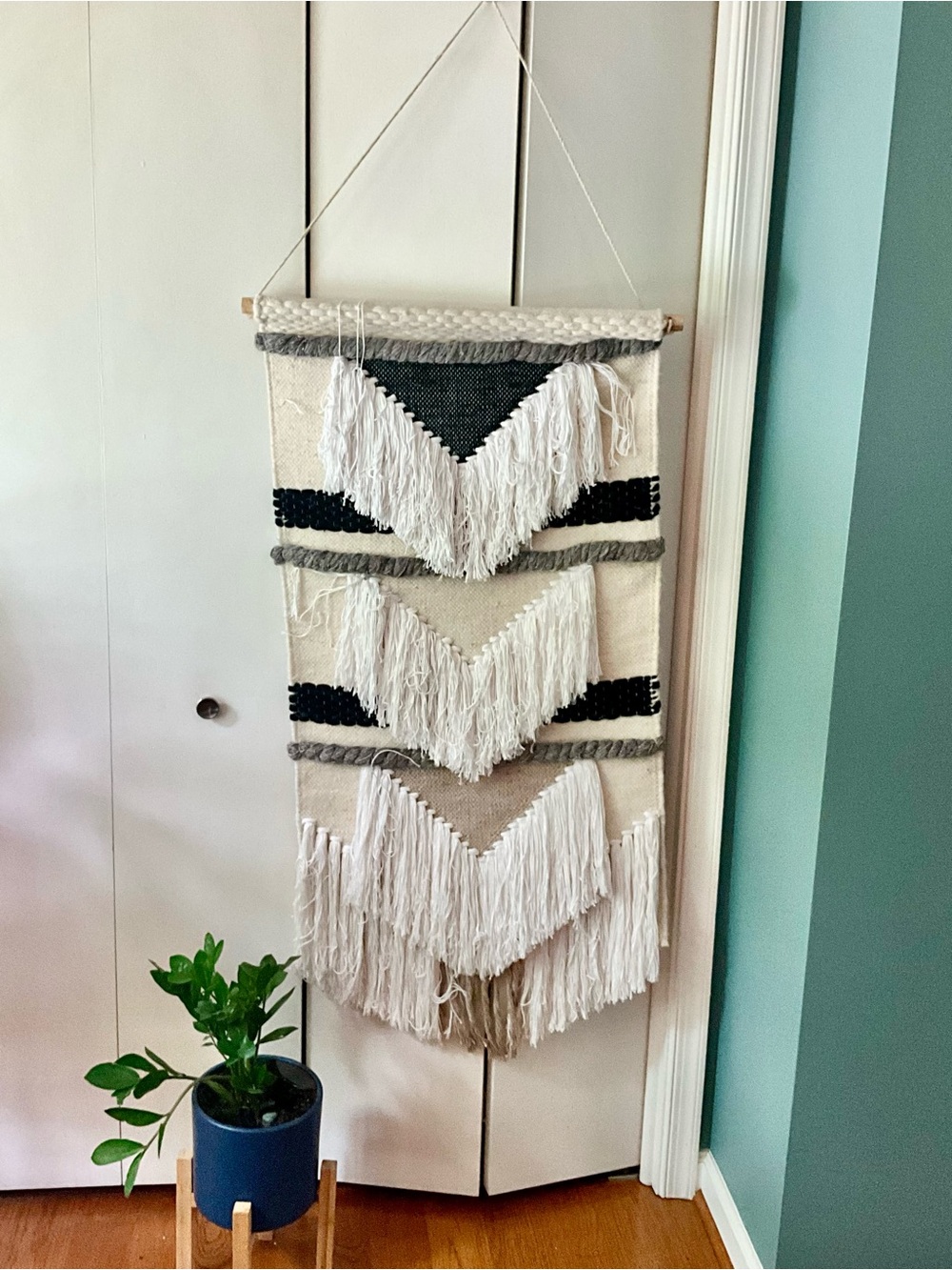 Safavieh Sedona Wool Tapestry Wall Hanging